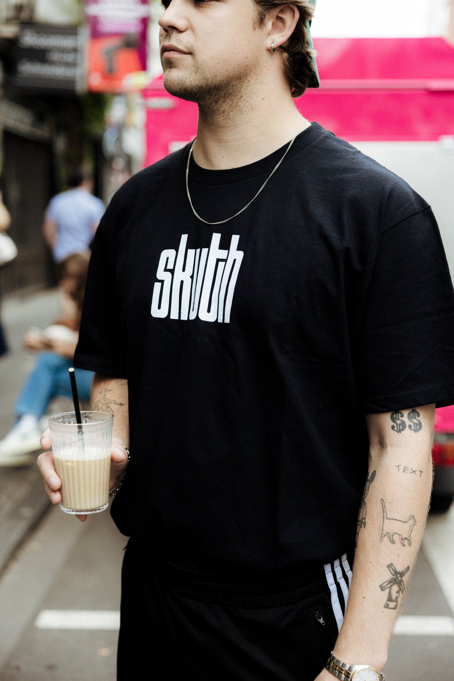 SKUTH SHIRT (schwarz)