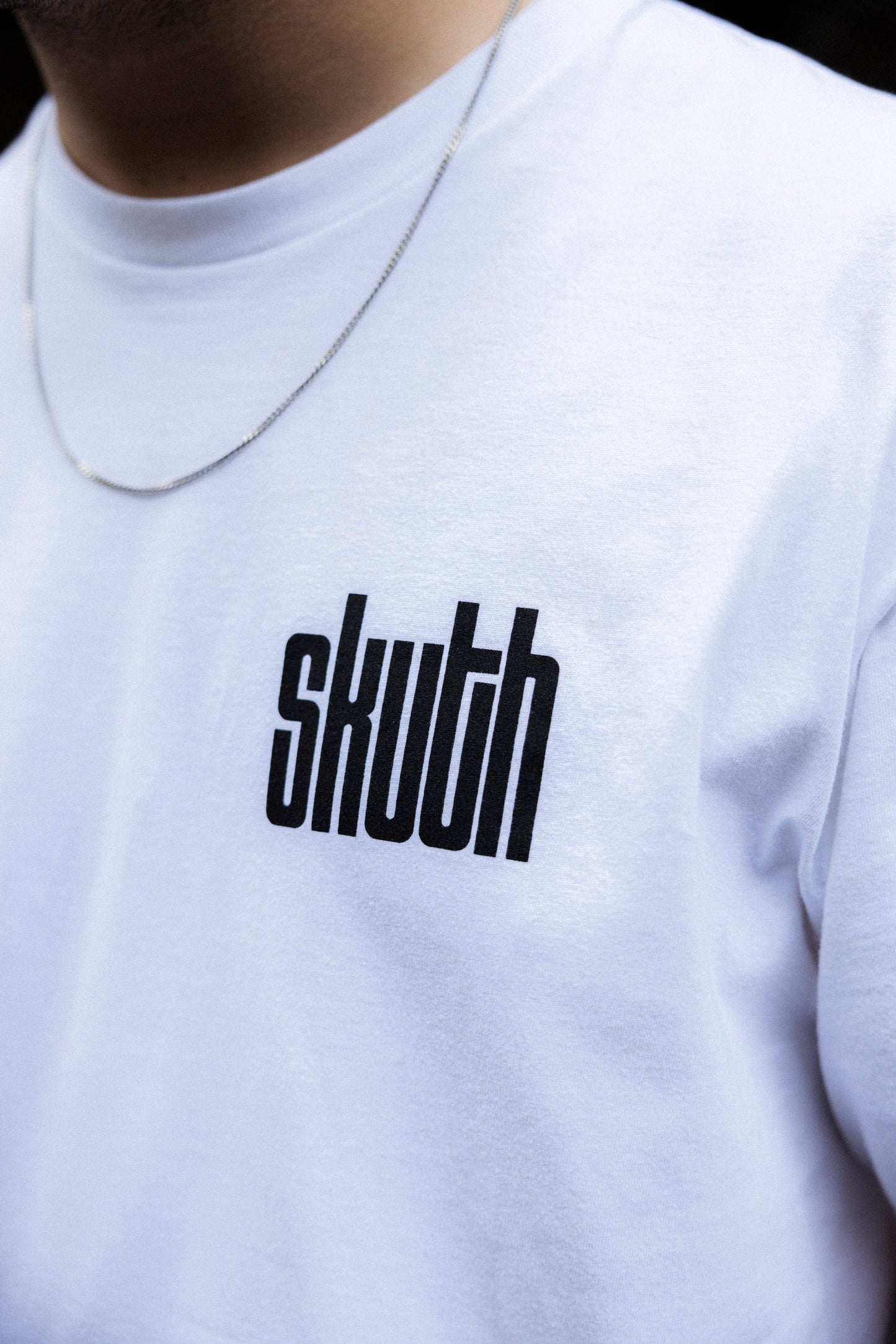 SKUTH SHIRT (weiß)